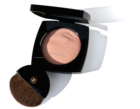 chanel eclat du desert illuminating powder|Chanel Eclat du Desert Illuminating Powder Review.